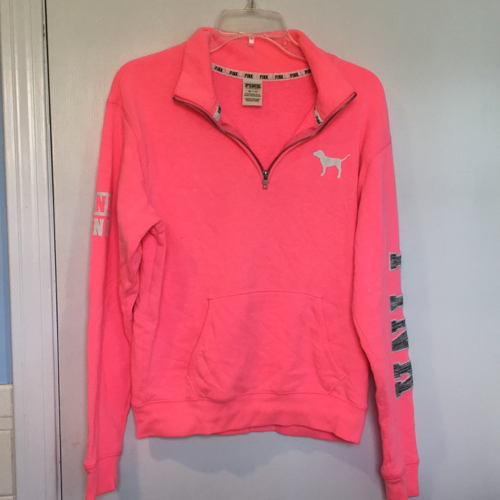 PINK Barely worn neon pink quarter zip